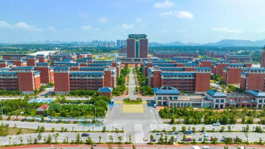 2026 高职分类报考必看:福建信息职业技术学院怎么样?